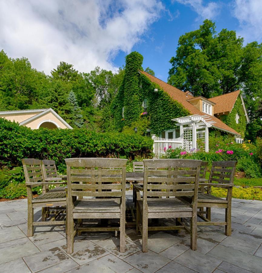 Howarth House Bed And Breakfast フィッチバーグ エクステリア 写真