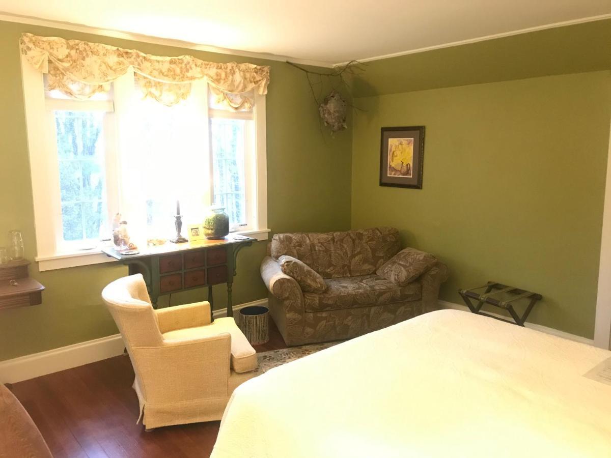 Howarth House Bed And Breakfast フィッチバーグ エクステリア 写真